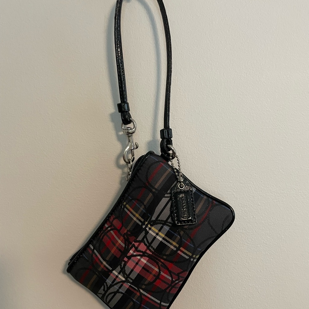 Coach Poppy Rare Graphic Plaid Wristlet Excellent Condition No Call Outs - Picture 12 of 12